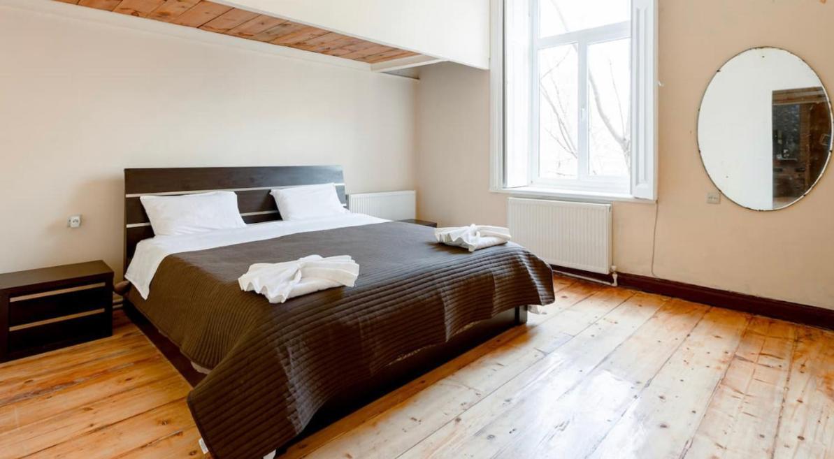 Lovely Dulcet Loft In Center Of Rustaveli 第比利斯 外观 照片