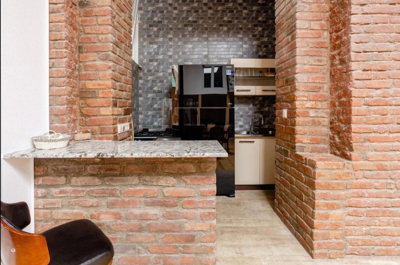 Lovely Dulcet Loft In Center Of Rustaveli 第比利斯 外观 照片